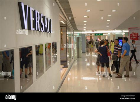 kowloon versace